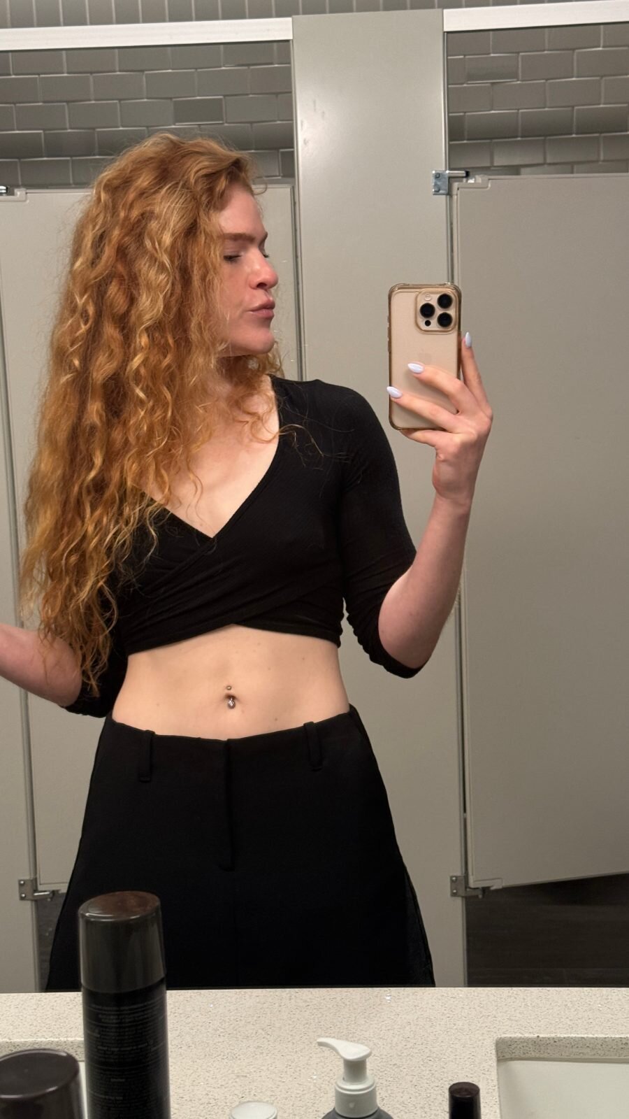 LORA LEVISON