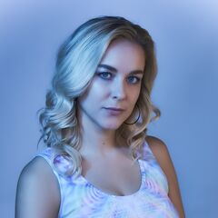 Lauren Tomhave — hair model