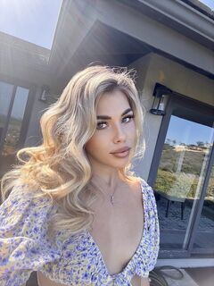 karly salmon — hair model