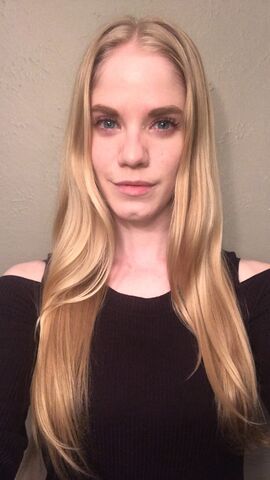 Serina DeMoe — hair model in Chicago, IL