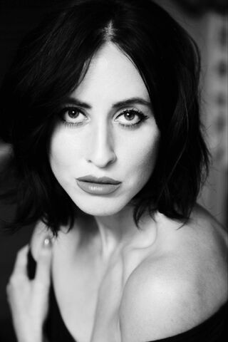 Anna Midé — hair model in New York, NY