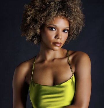 Isis Olivera — hair model in Chicago, IL