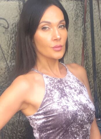 Sabina — hair model in North Hollywood, CA