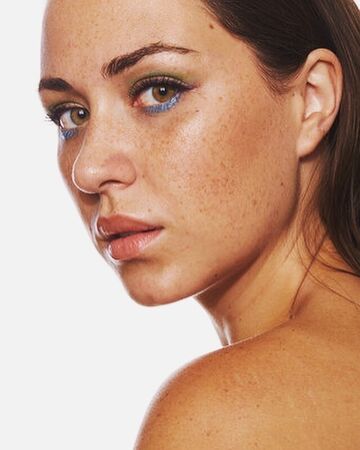 Caitrin — hair model in Los Angeles, CA
