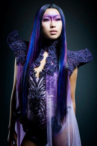 Yilin Wang — hair model in Los Angeles, CA