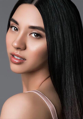 Kirsten Gackowski — hair model in Chicago, IL