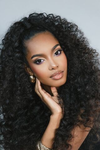 Alyssa Khan — hair model in Orlando, FL