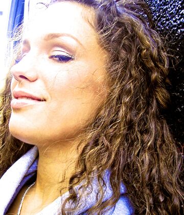 Danelle Hayes — hair model in Kirkland, WA