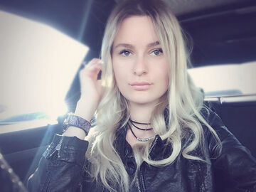 Christina dominguez — hair model in Miami, FL