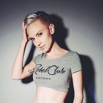 Rosalyn Klein — hair model in Sacramento, CA