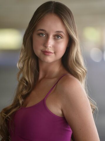 Haylee Baldwin — hair model in Glendale, CA