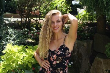 Maria Schumann — hair model in New York, NY