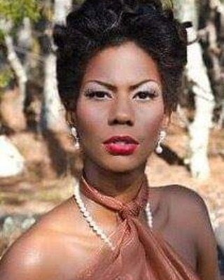 SHAQUNA HENDERSON — hair model in Atlanta, GA