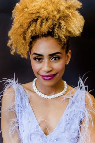 Iris Chavez — hair model in Chicago, IL