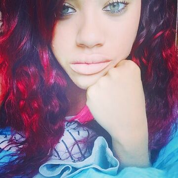 Charnise Gladney — hair model in Sacramento, CA