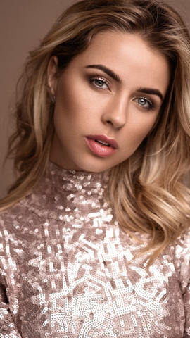 Anna — hair model in New York, NY