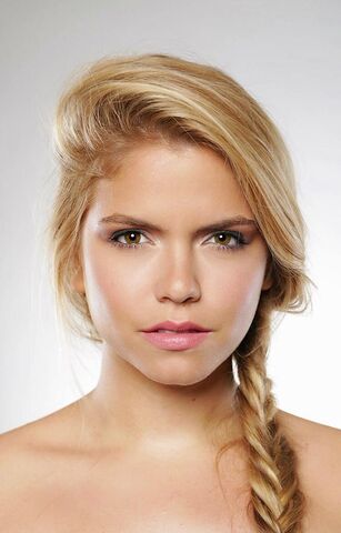 Noy Avner — hair model in New York, NY