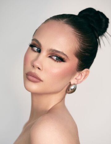 Kirra weisbecker — hair model in Los Angeles, CA
