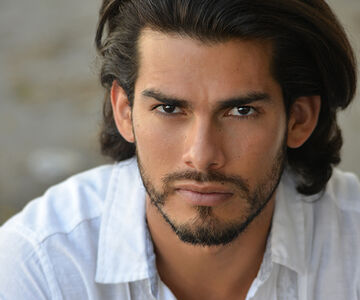 angel garet — hair model in Studio City, CA