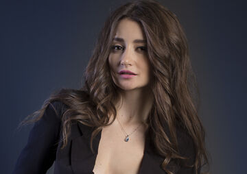Alinna — hair model in Chicago, IL