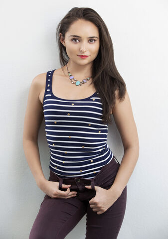 Courtney Alvarez — hair model in Los Angeles, CA