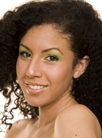Aileen Pina — hair model in Woodside, NY