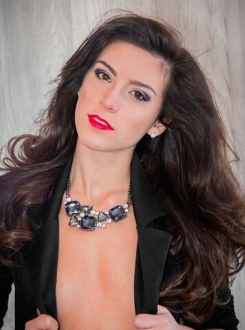 Dana Bezanis — hair model in Palos Park, IL