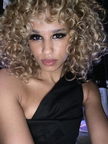 Amber Spencer — hair model in Houston, TX