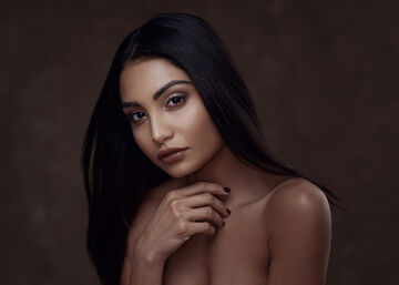Eyesmin — hair model in Brooklyn, NY