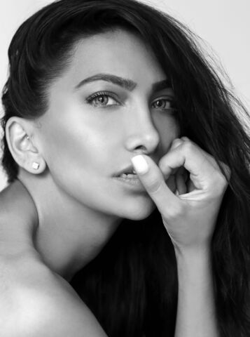 AYSHA MIRZA — hair model in New York, NY