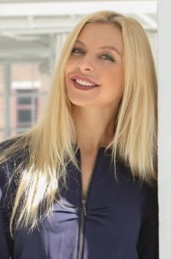 Yana — hair model in New York, NY