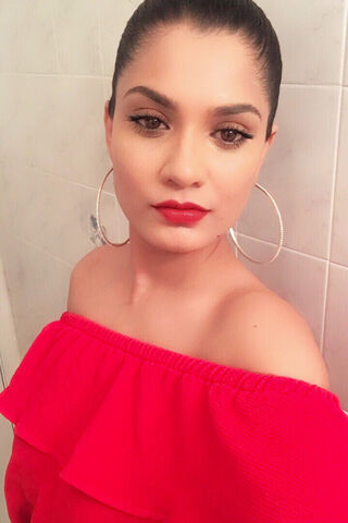 Deviana — hair model in New York, NY