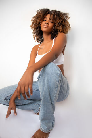 Tiana Colar — hair model in Chicago, IL