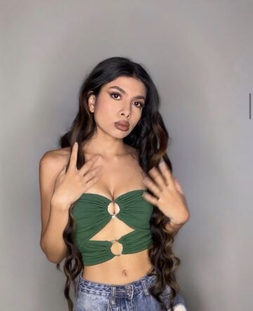 Susan Morcos — hair model in North Hollywood, CA