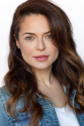 Raluca Boeriu — hair model in Chicago, IL