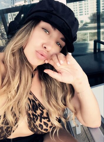 Courtney Mayo — hair model in Newport Beach, CA