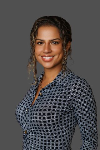 Liana Valrie — hair model in West Palm Beach, FL