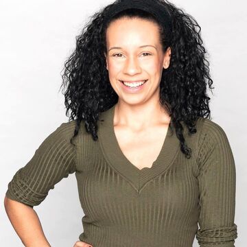 Jasmine Quintana — hair model in Maywood, IL