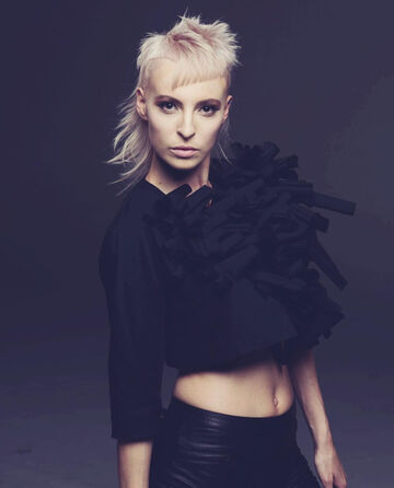 Yasmin Bergmann — hair model in Hollywood, CA