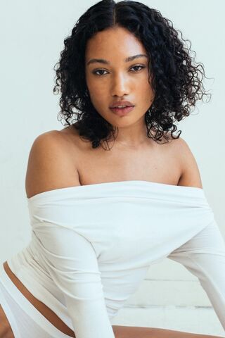 Bryana Straker — hair model in Los Angeles, CA