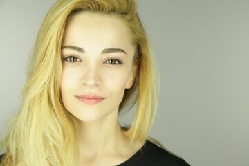 Teona Dolnikova — hair model in New York, NY