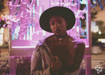 Afrika Benjamin — hair model in Chicago, IL