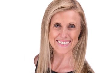 Elena Omerini — hair model in Henderson, NV