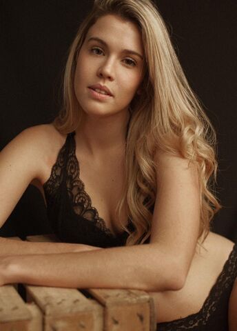 Sandra — hair model in Philadelphia, PA