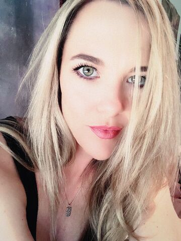 Natalie Avery — hair model in San Diego, CA