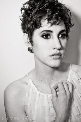 Jennifer Dravitz — hair model in Hollywood, CA