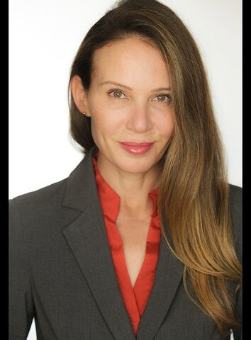 Jennifer Barbosa — hair model in Los Angeles, CA