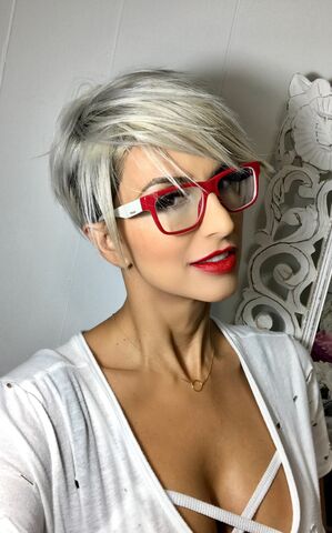 Alineh A. — hair model in Los Angeles, CA