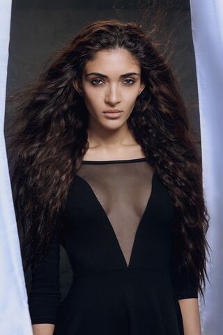 Nadiya Khan — hair model in NY