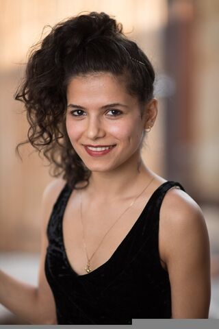 Emma — hair model in Los Angeles, CA